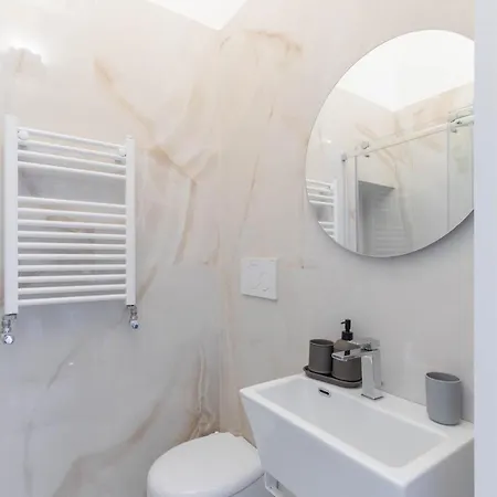 Iflat Pantheon's Roomy And Friendly